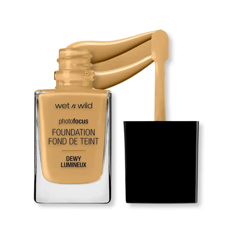 Wet n Wild DEWY PHOTO FOCUS FOUNDATION- DESERT BEIGE