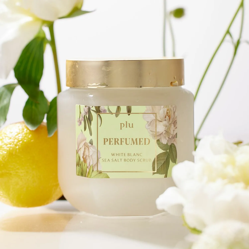 plu Perfumed Sea Salt Body Scrub White Blanc 500g