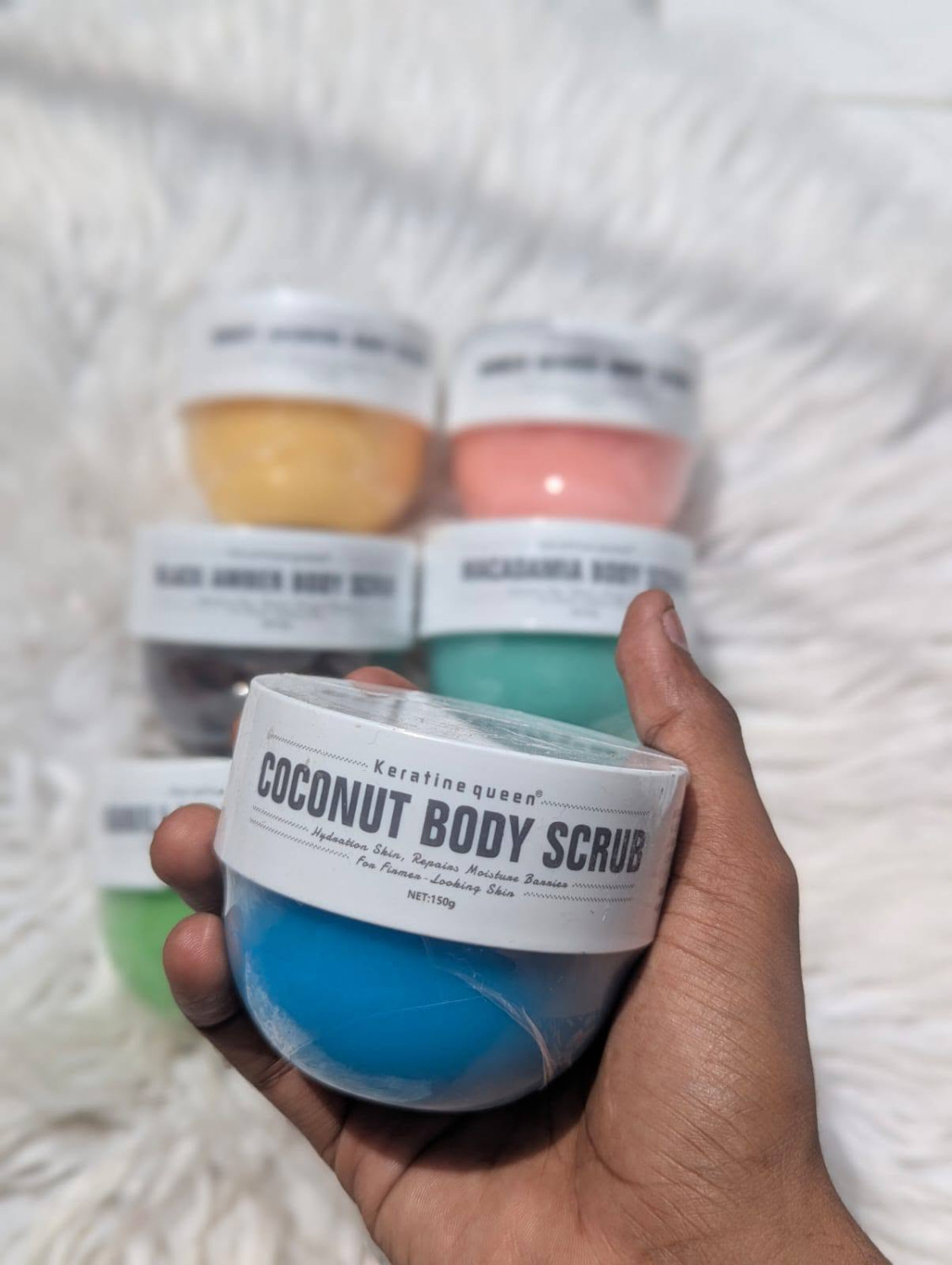 Keratine queen Coconut Body Scrub 150g