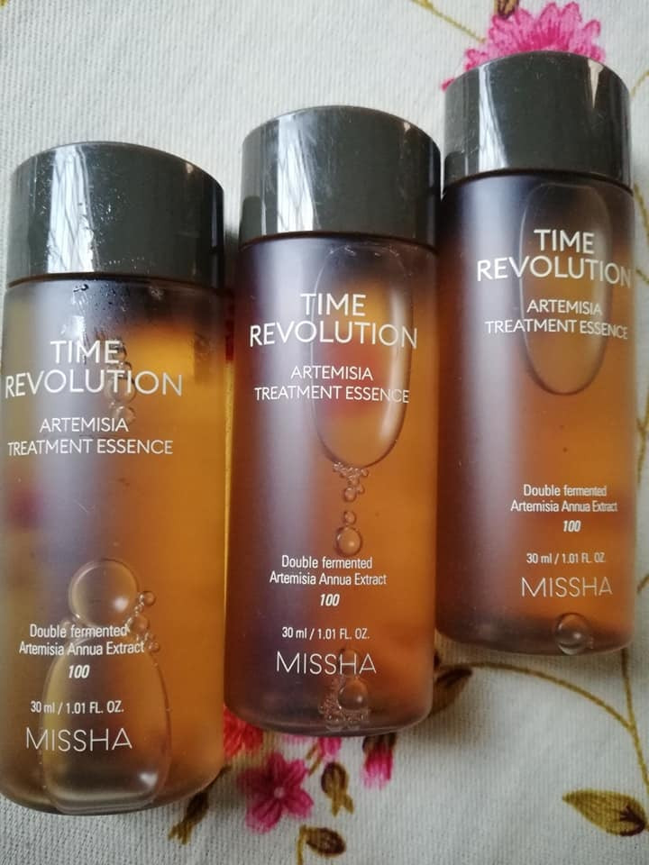 Time Revolution Artemisia treatment Essence 30ml