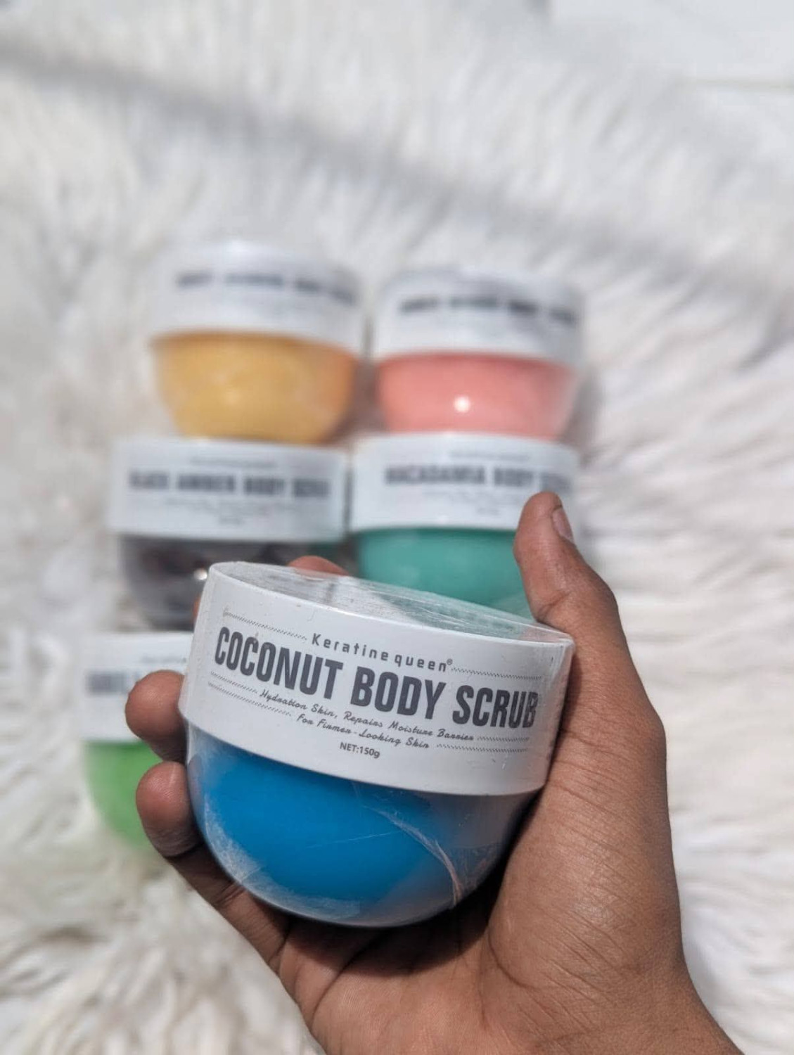 Keratine queen Coconut Body Scrub 150g