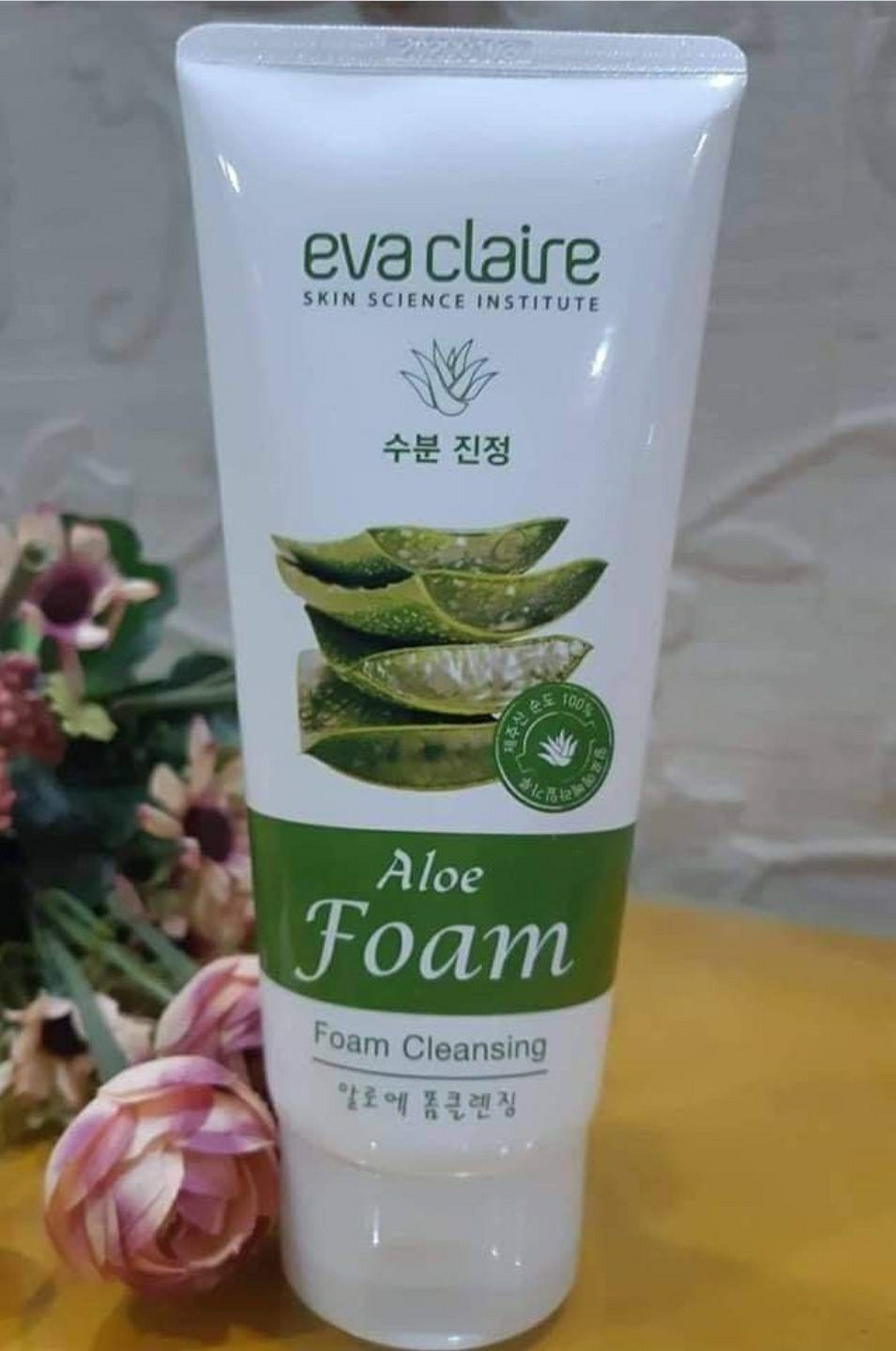 Evaclaire Aloe Foam Cleanser