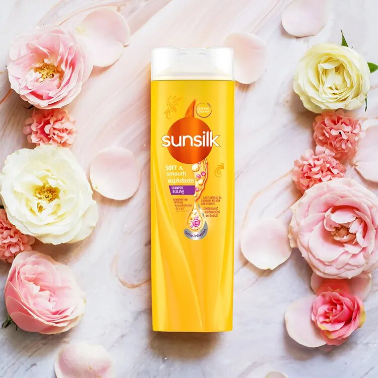 Sunsilk Soft & Smooth Shampoo 300ml ( Thailand )